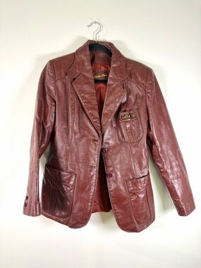 Vintage Etienne Aigner Women's Leather Blazer Jacket in Oxblood